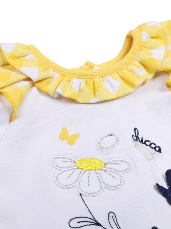 Girls White & Yellow Printed T- Shirt with Short Pants image number 4